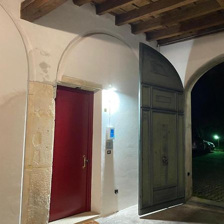 Casa Charleston In Palazzo Nobiliare Al Duomo Lägenhet Padua Exteriör bild