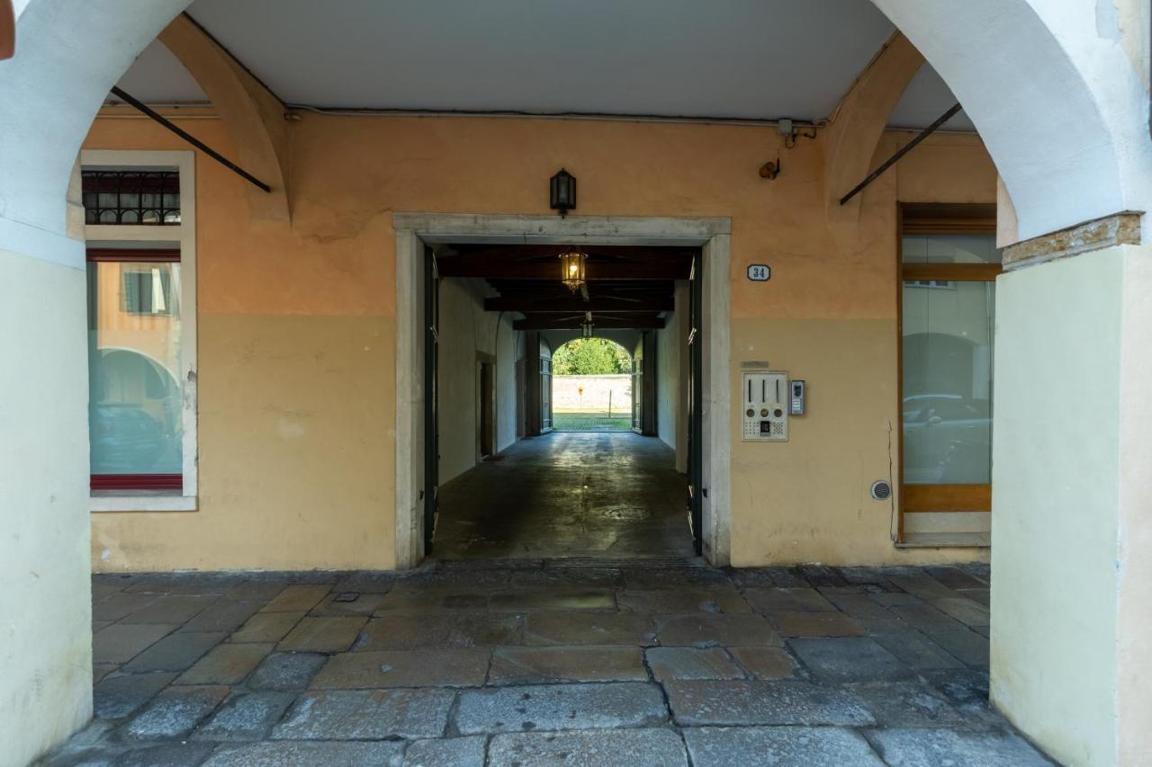 Casa Charleston In Palazzo Nobiliare Al Duomo Lägenhet Padua Exteriör bild