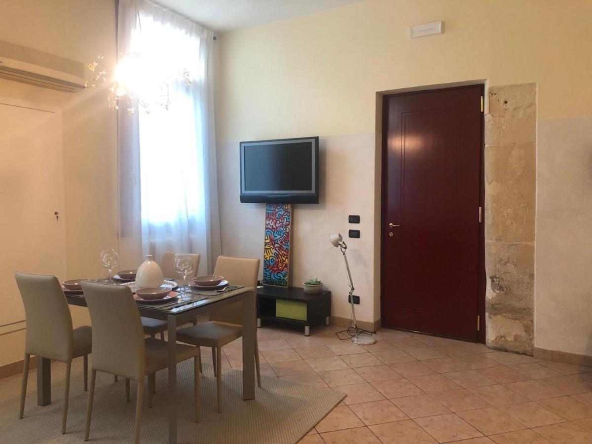 Casa Charleston In Palazzo Nobiliare Al Duomo Lägenhet Padua Exteriör bild